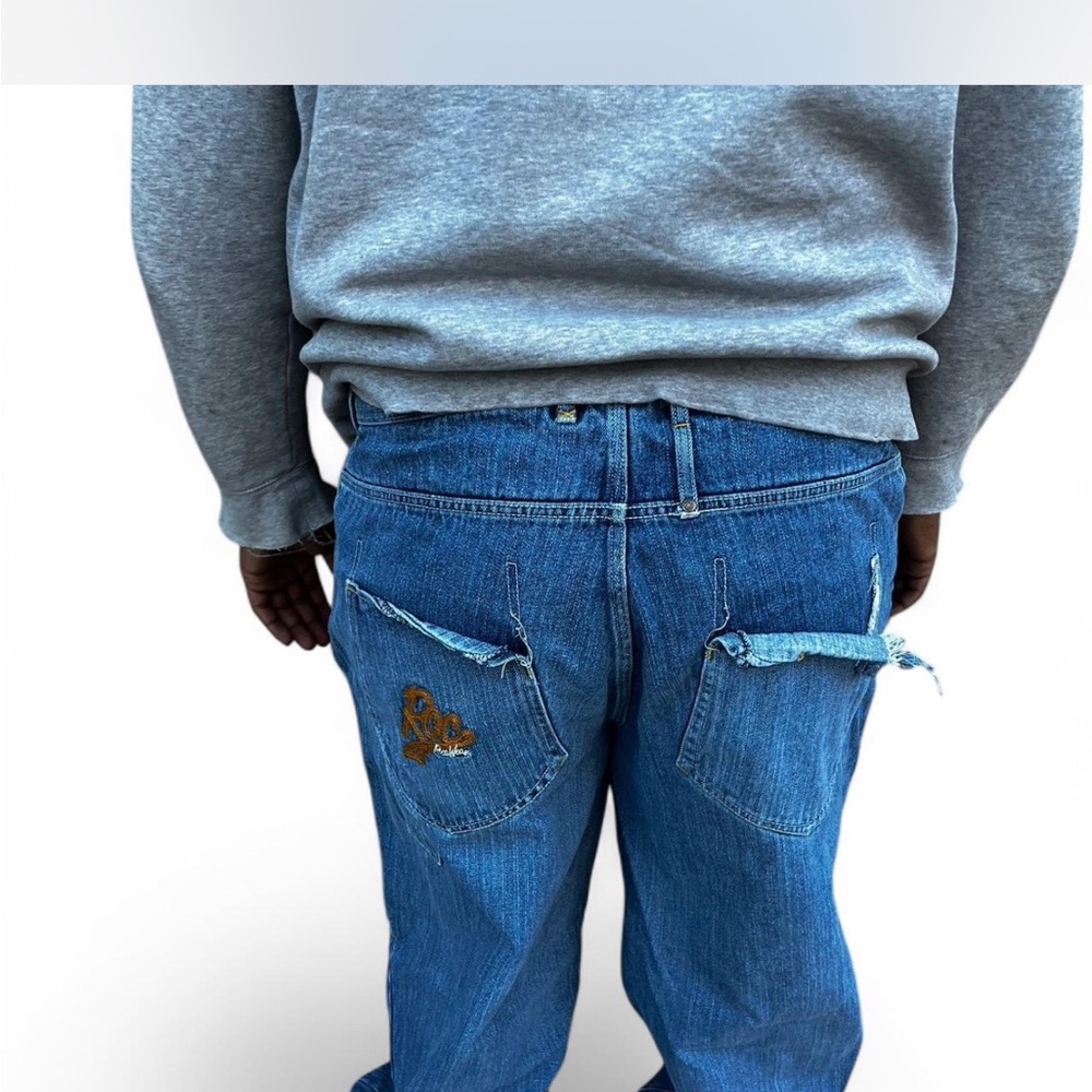 Vintage Y2K Rocawear Men's Blue Jeans with Embroidered Detail